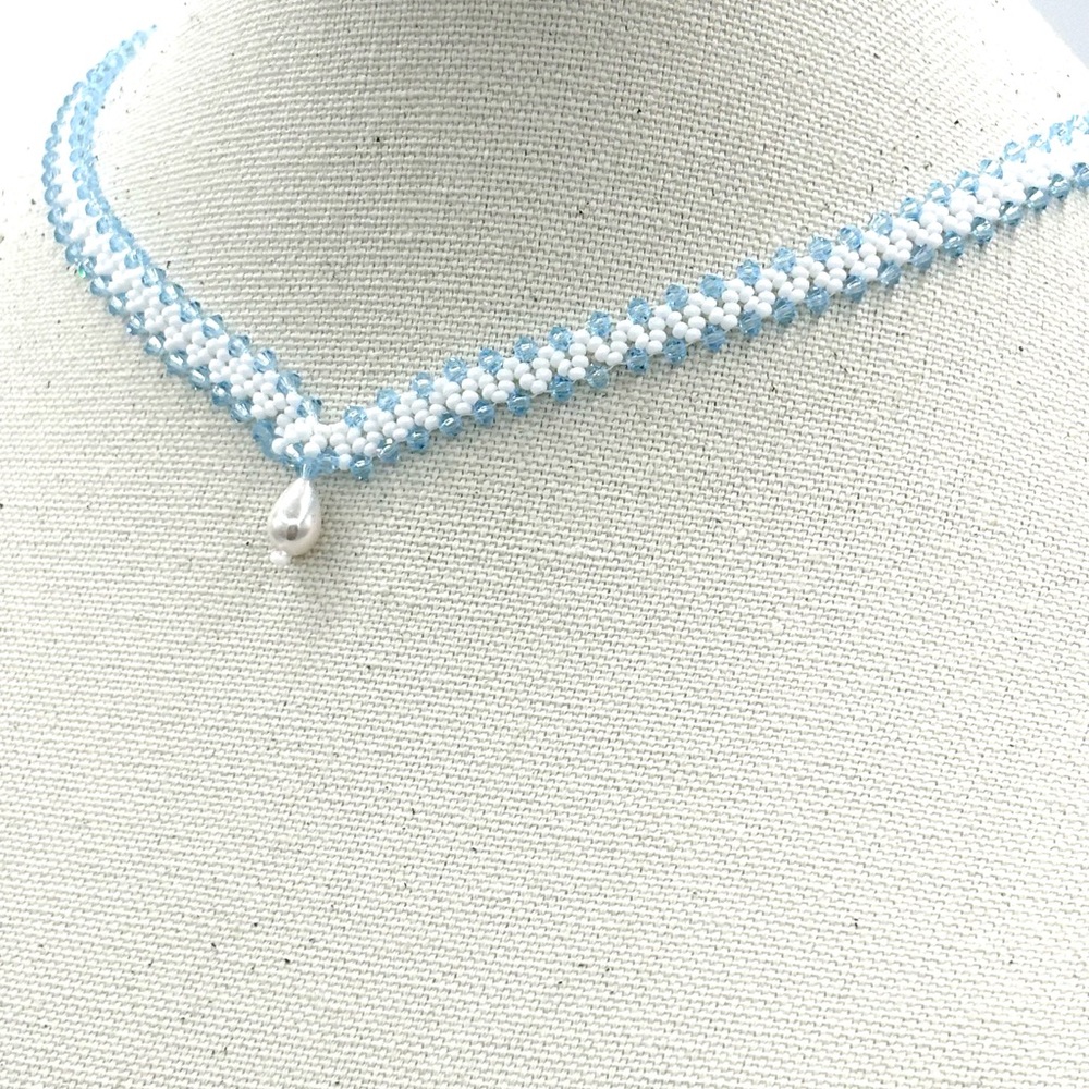 HAND CRAFTED Ice Blue Crystal Beaded Necklace - Picture 10 of 10